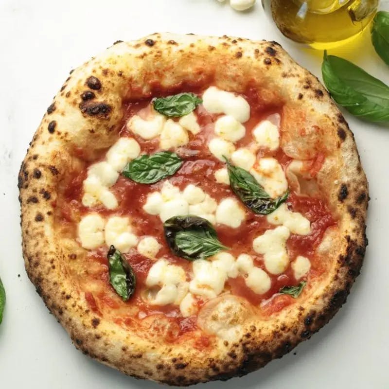 Crafting the Perfect Neapolitan Pizza: A Culinary Journey